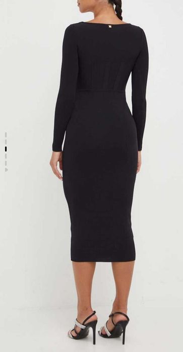 Елегантна рокля Pinko