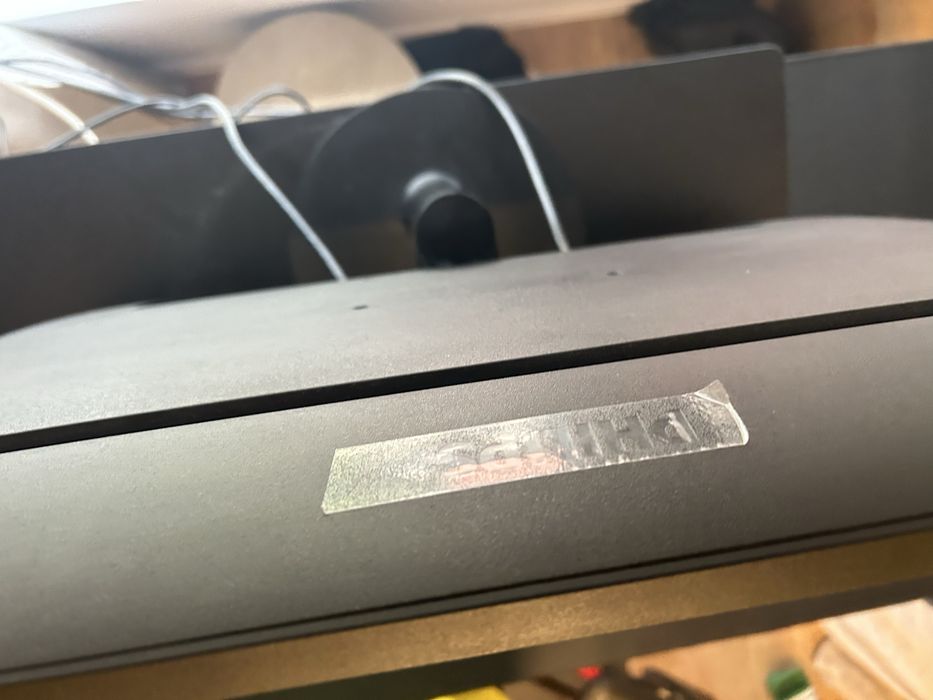 Монитор Philips 27 инча гаранция до 08.02.2026