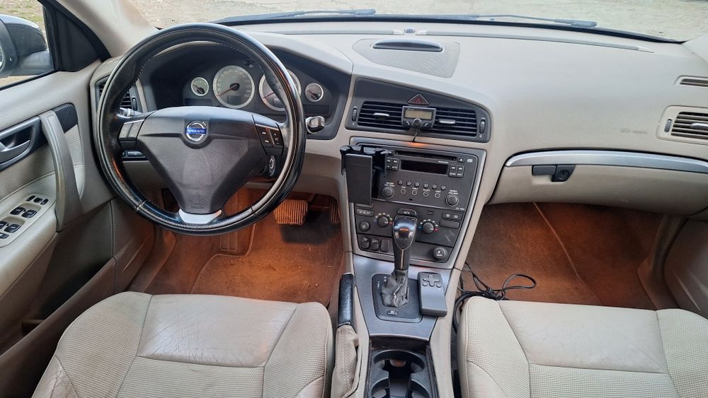 Volvo V70 2.4D 185кс на части