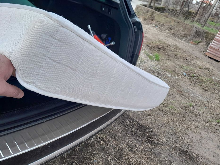 Продавам матрак 200х100 в перфектно състояние.