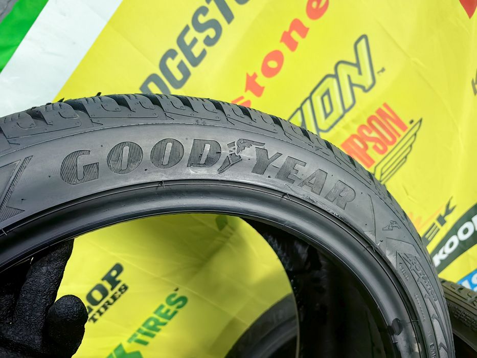 4buc 225/45R18 Goodyear 8,1-7,5mm stare foarte buna