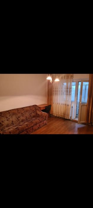 Proprietar inchiriez ap 2 camere complex