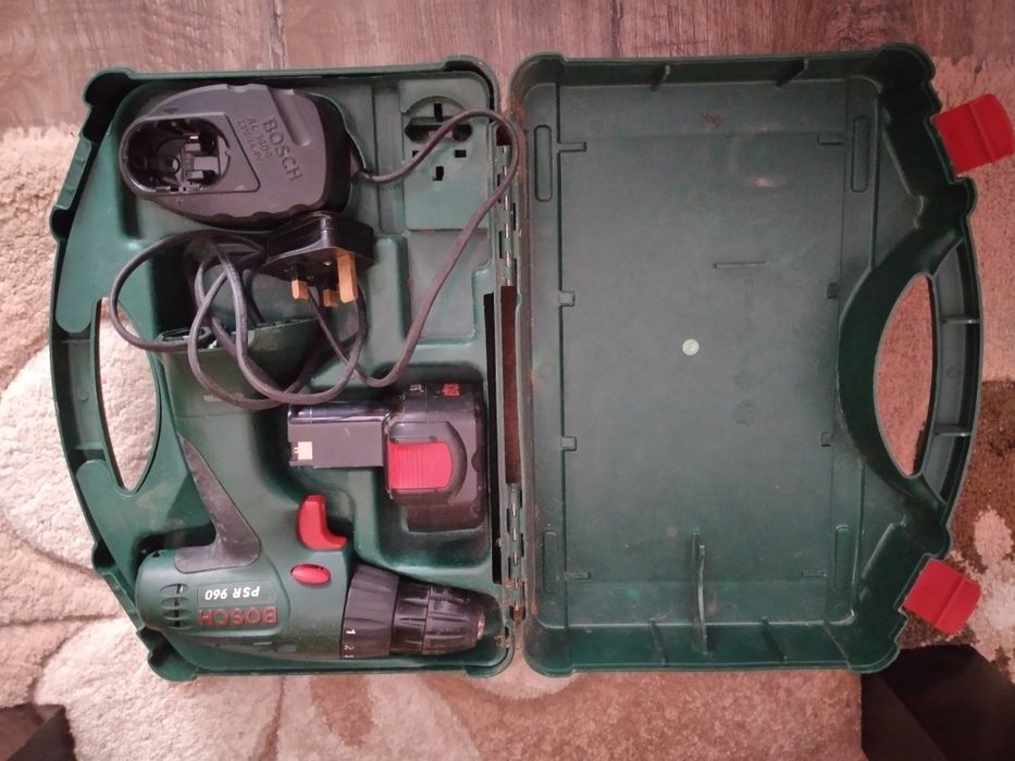 Винтоверт  Bosch 9,6 v