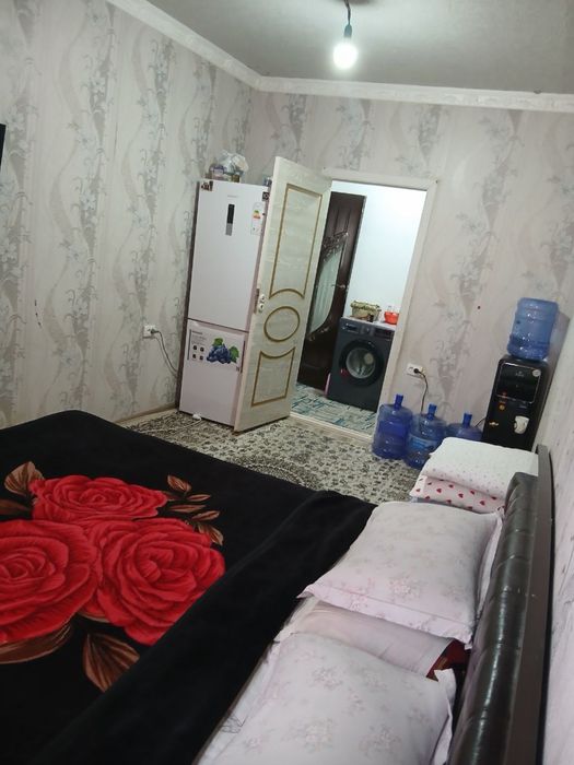 Срочно продам квартиру сергели 4 2/8/9 41500& метро Турон