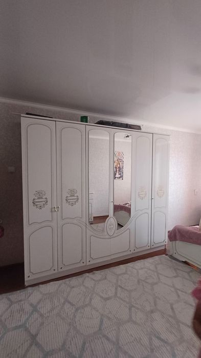 Спальный гарнитур