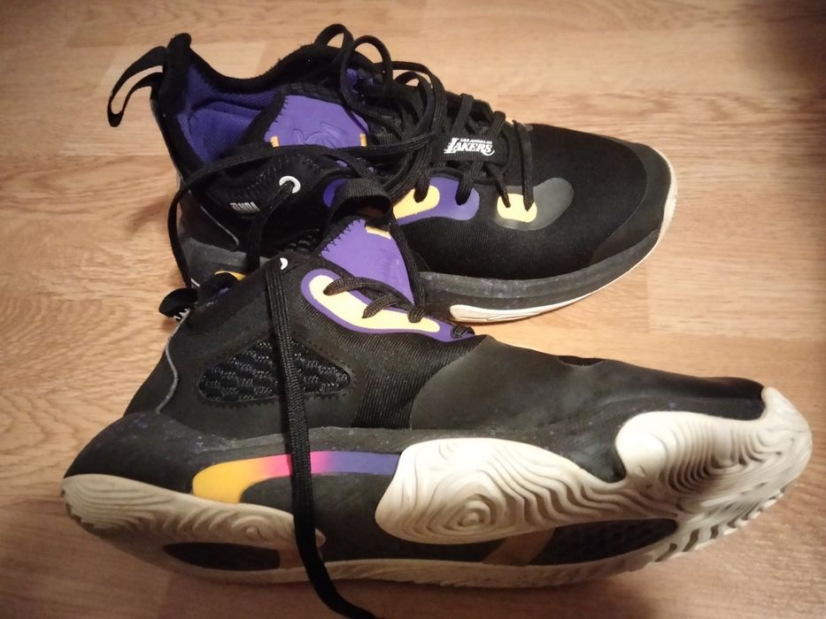 Adidași Tarmak Lakers