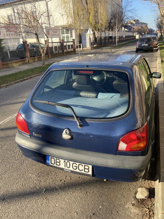 Ford fiesta 1,3 benzina