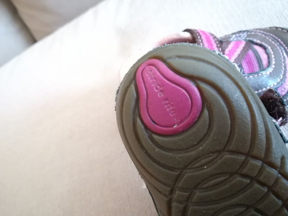 детски обувки естестевна кожа Stride Rite