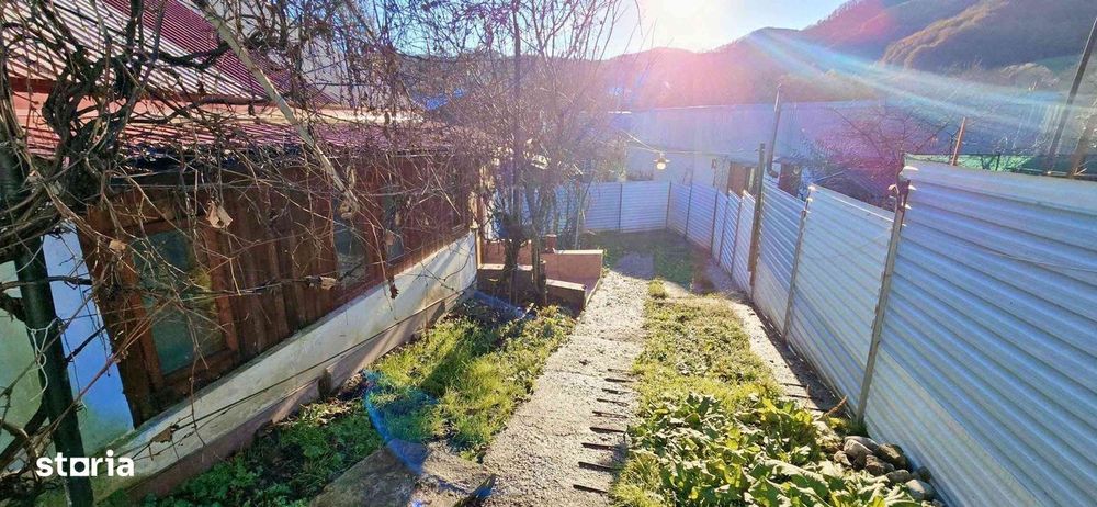 Casă de Vânzare în Localitatea Păușești-Măglași – Preț 33.500 Euro