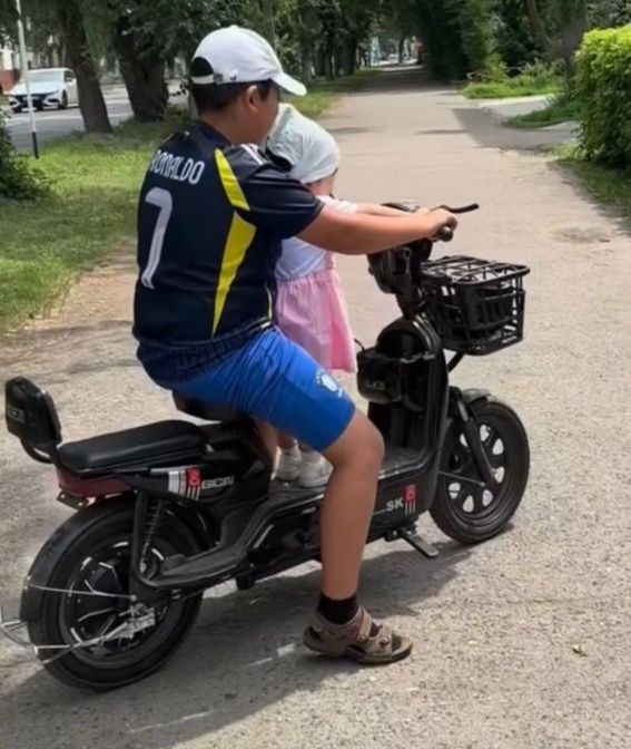 Электровелик. Электроскутер