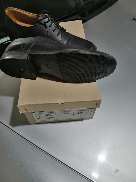 Обувки- мъжки от естественна кожа