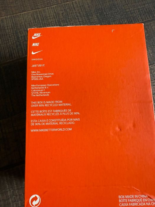 Продавам футболни маратонки Nike CR7