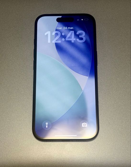 Iphone 16 black 128gb