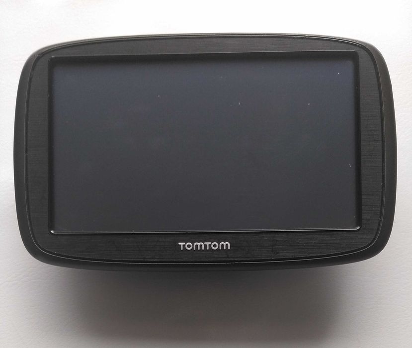 Автомобилна Навигация TomTom GO 51 с Вечни карти за Европа и цял свят!