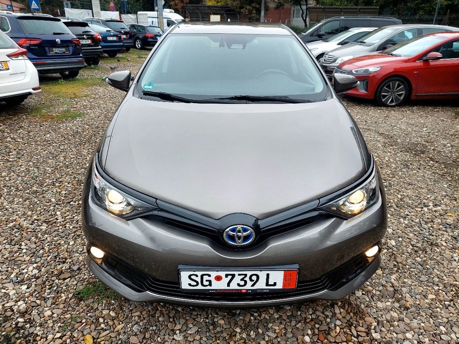 Toyota Auris Team D 1.8 Business Hybrid Automatic 136 cp Euro 6 167.000 km