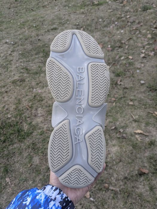 Balenciaga Triple S Gri (mărimi 43)