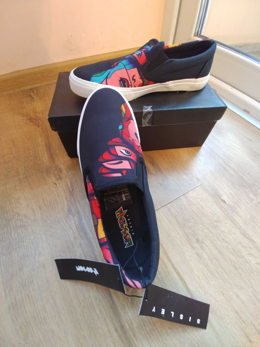 Уникални кецове Sisley