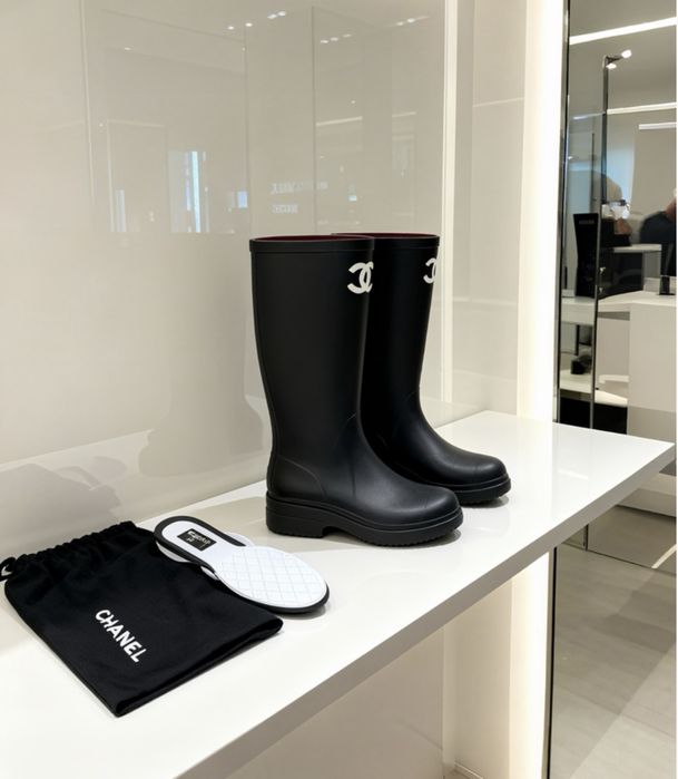 Налични ботуши Chanel размер:40