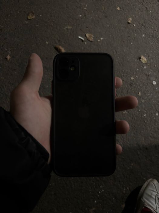 IPhone 11 без гарантии