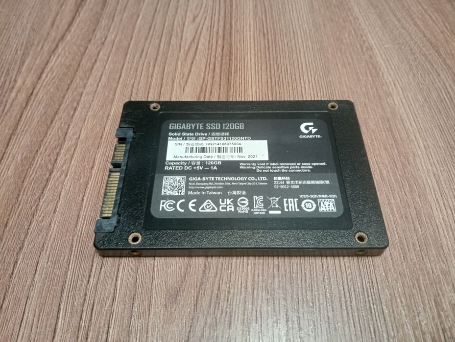 Gigabyte SSD 120GB (47 шт.)