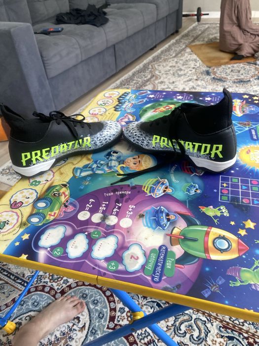 Продам бутсы в отличном состоянии