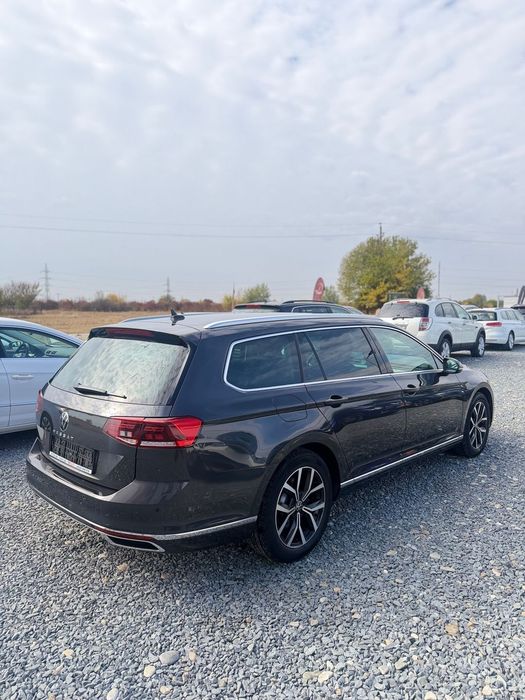VOLKSWAGEN Passat 2022 — imagine 3