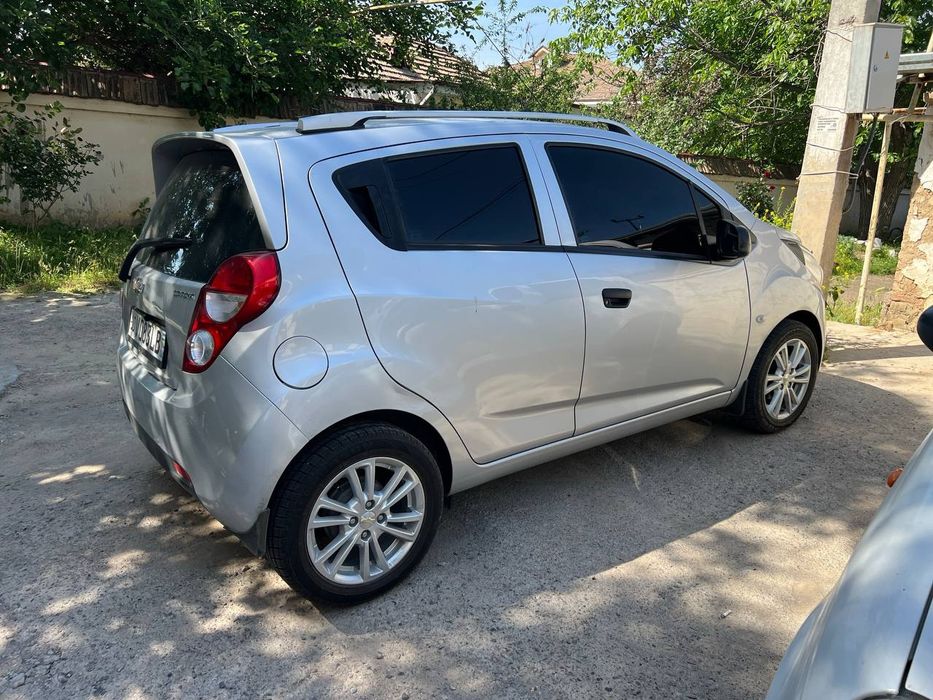 Chevrolet Spark 2012 — 4