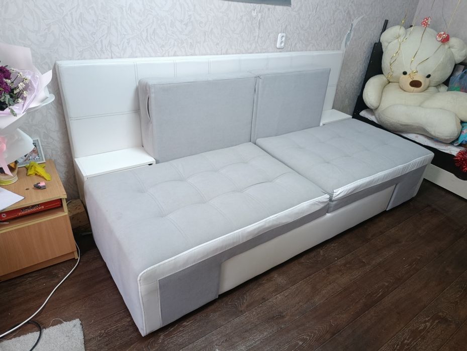 Продается диван "бабочка" и детская кроватка