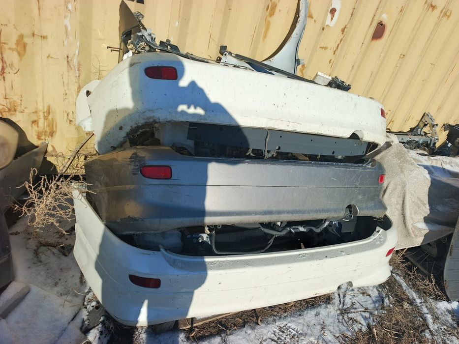 Toyota Estima 2002-05 бампер