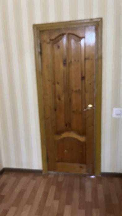 Срочна продам двери деревиянный