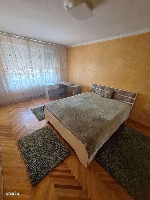 Apartament 4 camere -zonă centrală, spital Județean
