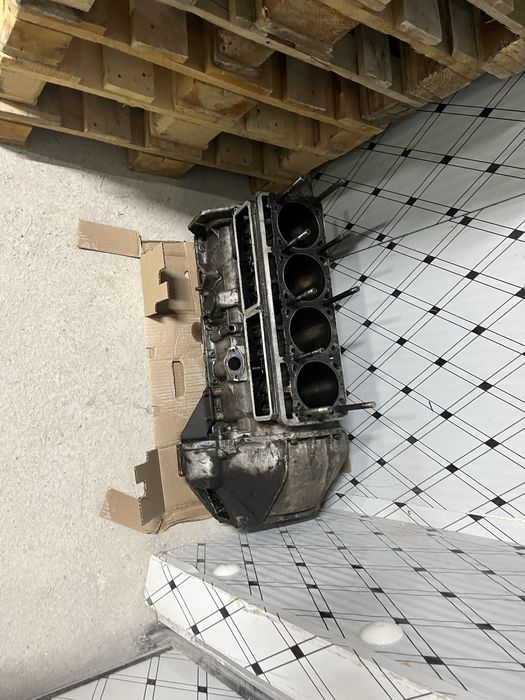 Блок двигателя 4216