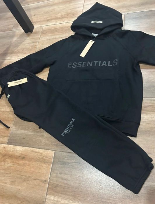 compleu ESSENTIALS negru