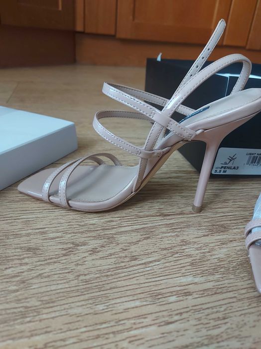 Намалени нови сандали