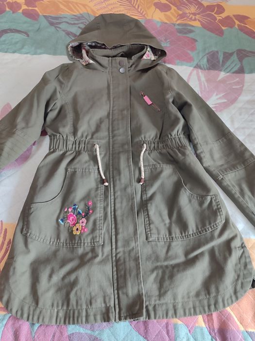 Куртки девочкам 140 рост