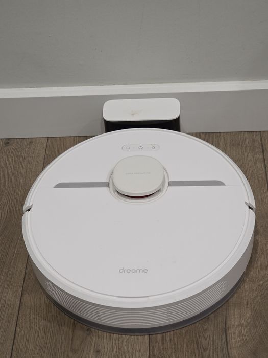 Робот пылесос Dreame D9 в отличном состоянии