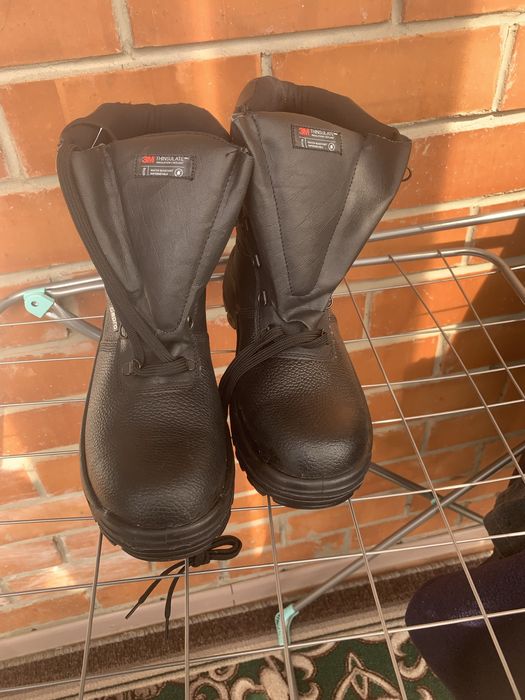 Рабочие ботинки 42 размера, новая