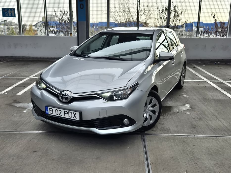 Toyota Auris 2017 euro 6  benzina automata