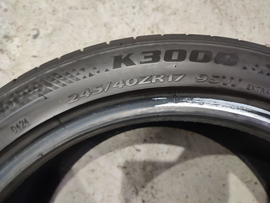 Продам комплект резины 245/40/17
