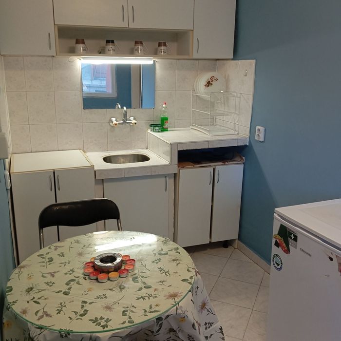 Дава се под наем Едностаен апартамент в Плевен, Мара Денчева - 30 кв.м за 178.5 € - Снимка #3