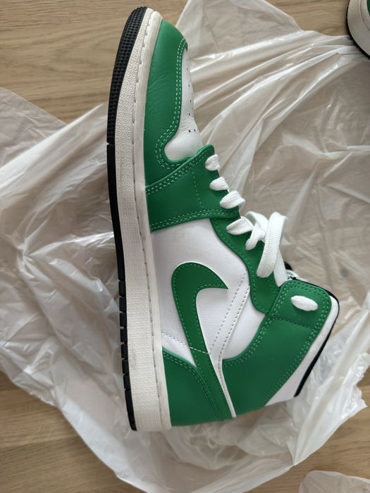 Jordan 1 Mid Lucky Green