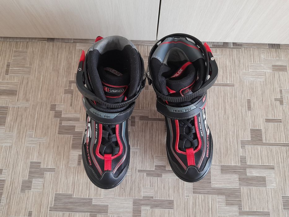 Роликовые коньки