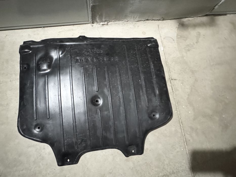 Решетка и Табло audi a4 s4