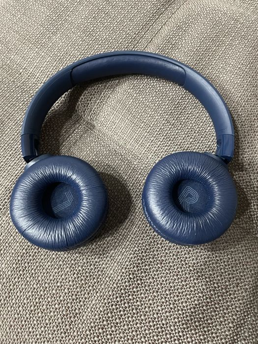 Продам Jbl 520 новые