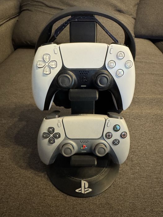 Бяла или черна Стойка / Поставка за джойстик / контролер и Слушалки