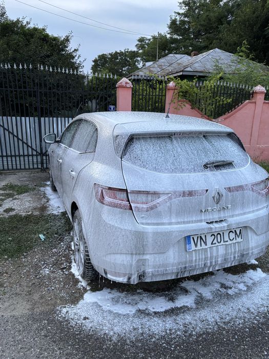 Detailing  auto la domiciliu casa/apartament