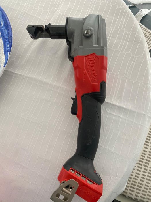 Foarfeca tabla milwaukee