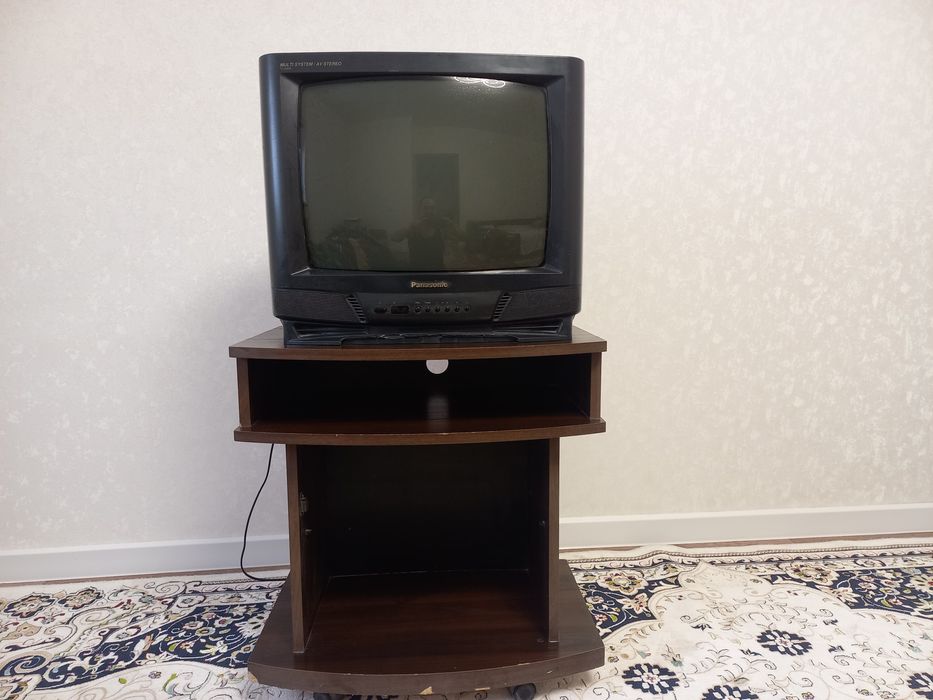 Телевизор Панасоник