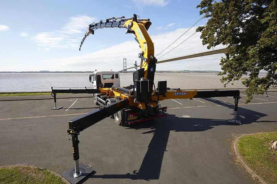 Inchiriere macara - Automacara -Macarale de inchiriat- Premium Utilaje