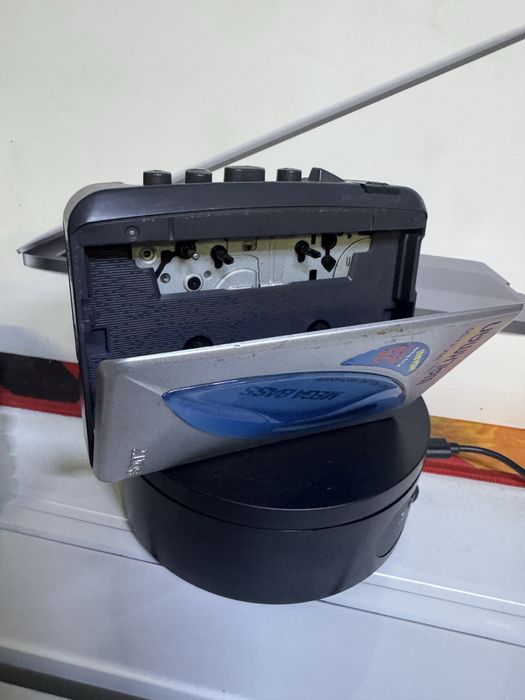 Walkman sony functional cu radio